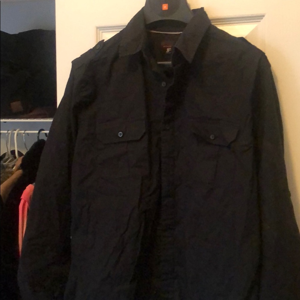 Black dress shirt, in its original color!